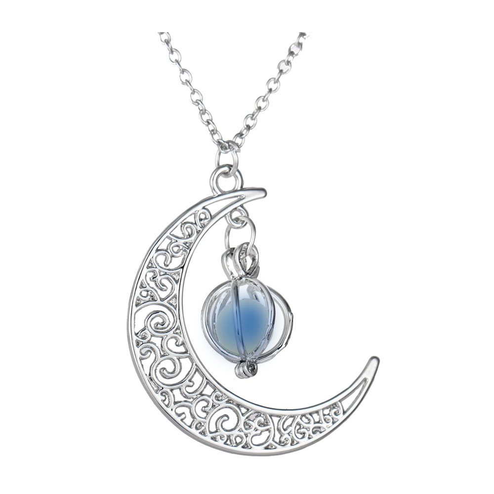 Shining Moon riipus
